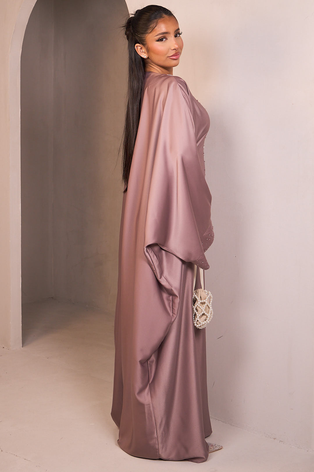 Special Abaya mit Perlen