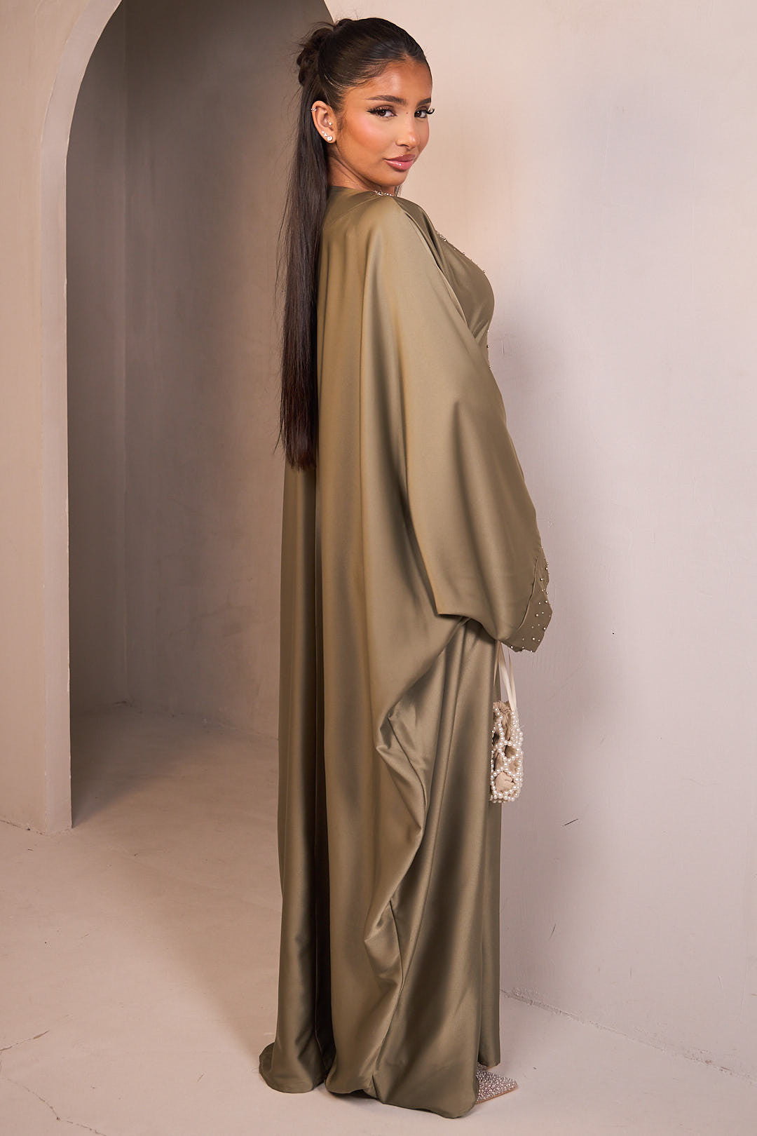 Special Abaya mit Perlen