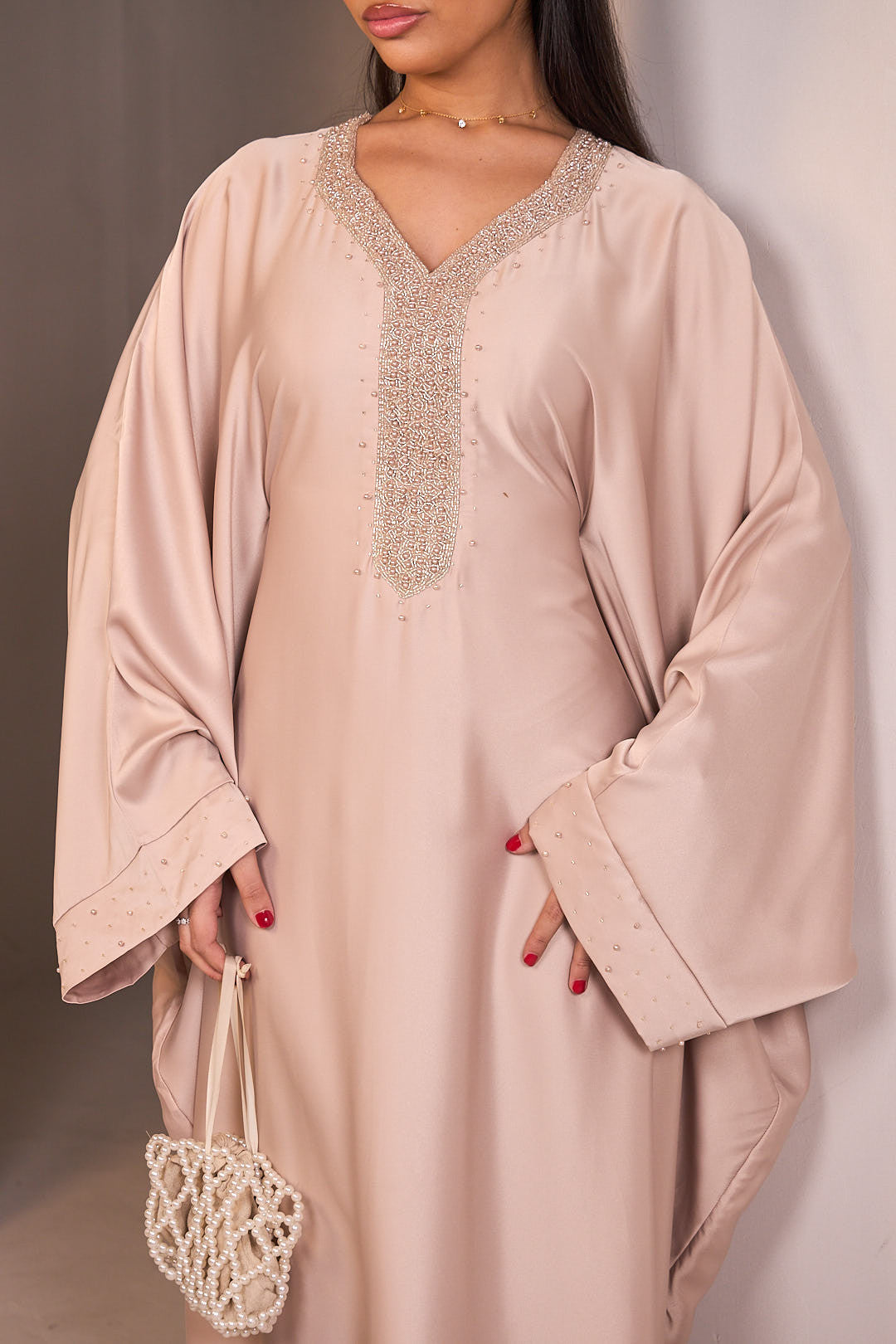 Special Abaya mit Perlen