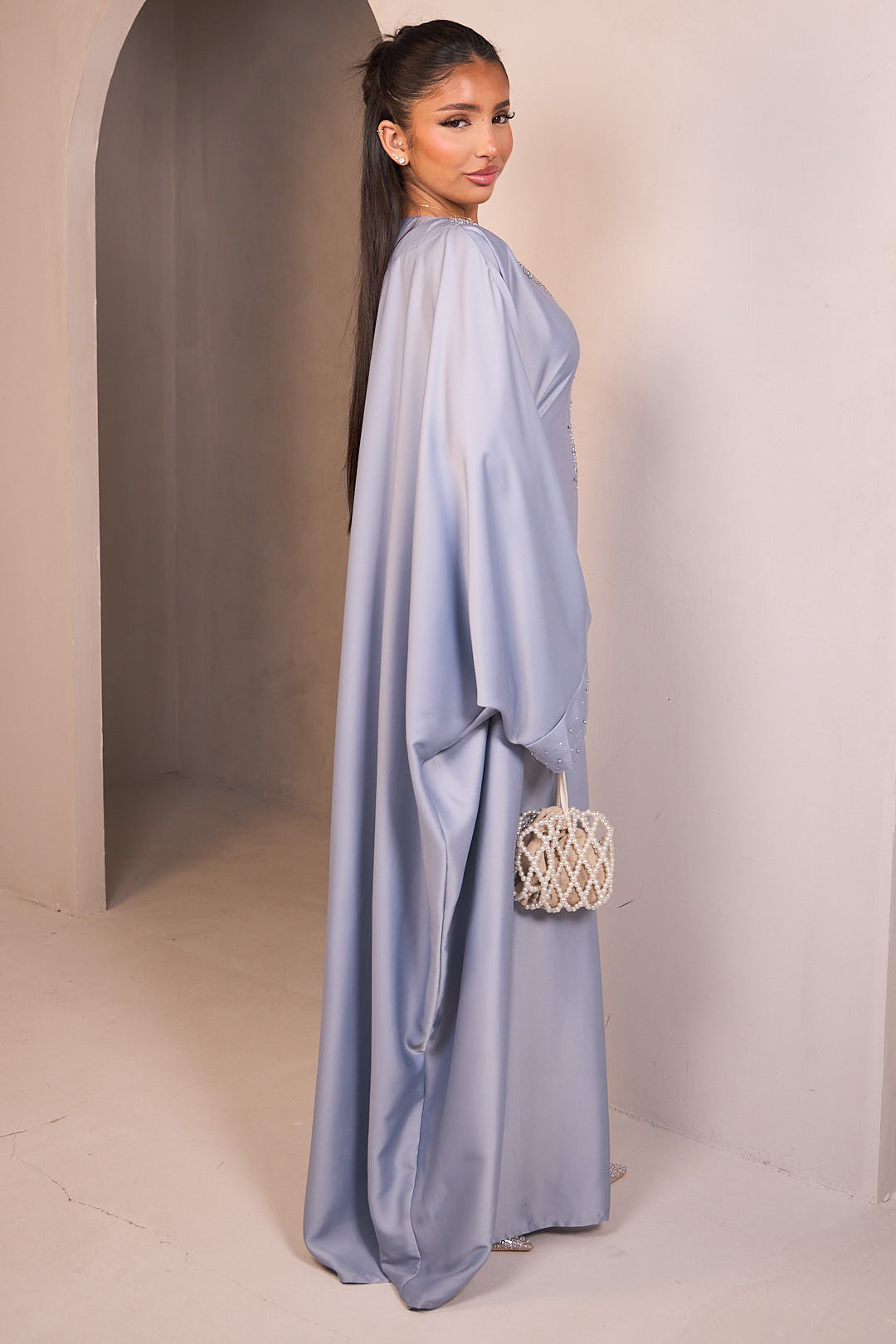 Special Abaya mit Perlen